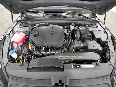 Certified 2025 Kia K5 GT-Line image 12