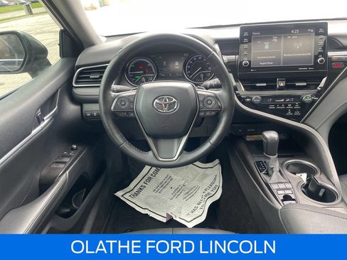 Used 2021 Toyota Camry XSE w/ Cold Weather Package FWD image 16