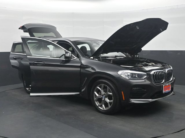 Used 2021 BMW X4 xDrive30i AWD/4WD image 35