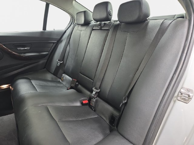 Used 2015 BMW 328i xDrive Sedan AWD/4WD image 13