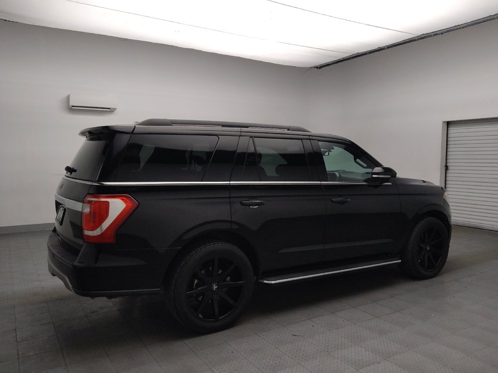 Used 2018 Ford Expedition XLT w/ Equipment Group 202A RWD image 10
