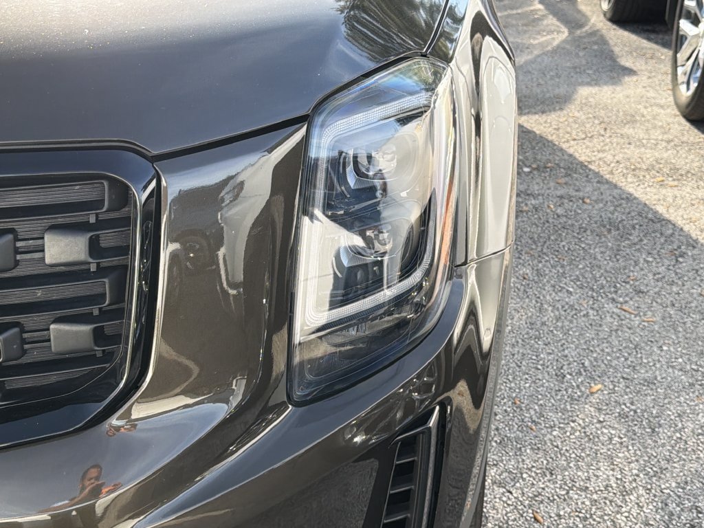 Used 2022 Kia Telluride EX w/ EX Premium Package AWD/4WD image 7