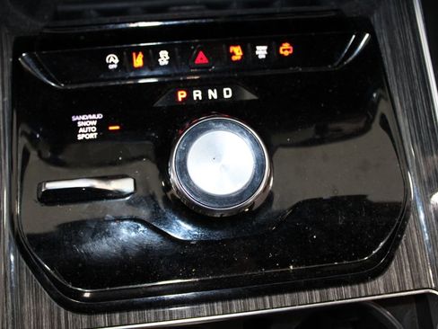 Used 2022 Jeep Wagoneer Series II image 31