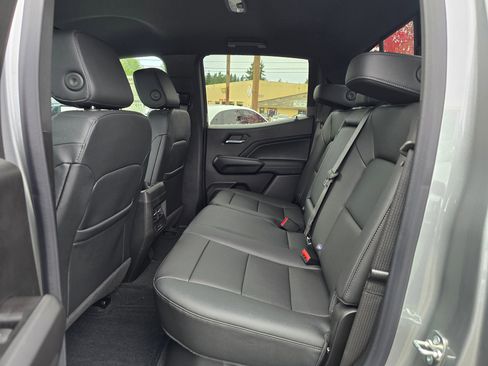 New 2026 GMC Canyon Elevation w/ Convenience Package image 16