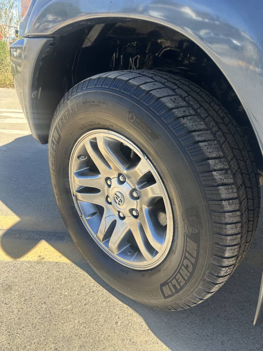 Used 2005 Toyota Sequoia SR5 RWD image 19