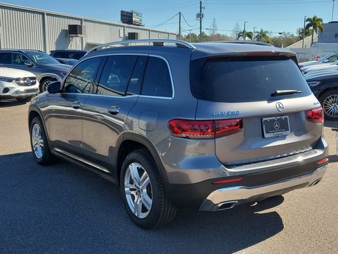 Certified 2021 Mercedes-Benz GLB 250 4MATIC image 4