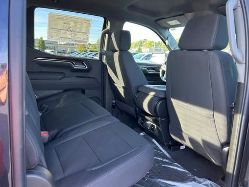 New 2026 GMC Sierra 1500 Elevation image 17