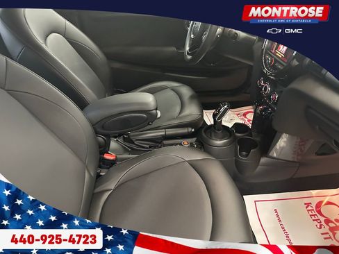 Used 2020 MINI Cooper 2-Door Hardtop image 23