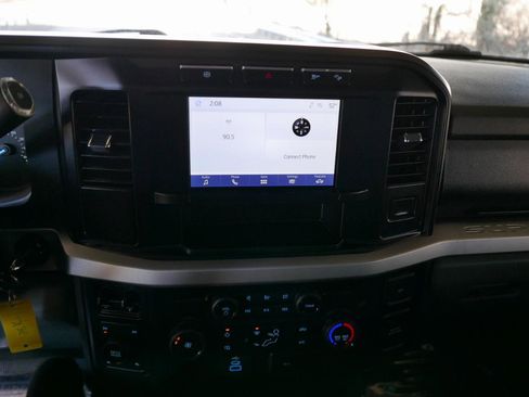 Used 2024 Ford F250 XLT w/ FX4 Off-Road Package image 15