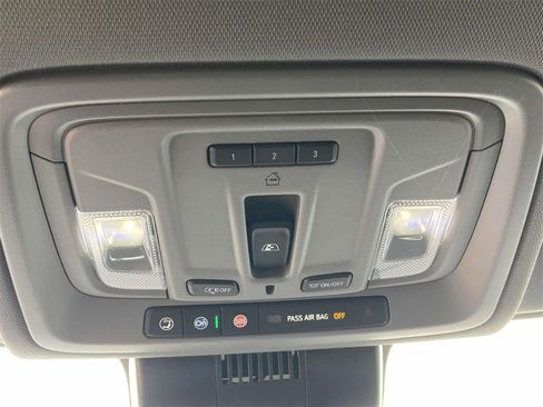 New 2026 GMC Sierra 1500 SLE w/ Preferred Package image 23