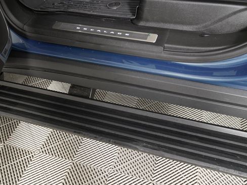 Used 2026 Cadillac Escalade Platinum Sport w/ LPO, ONYX Package image 19