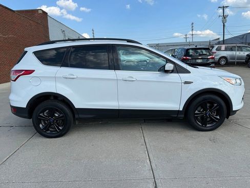 Used 2016 Ford Escape SE w/ Equipment Group 201A AWD/4WD image 5