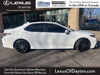 Used 2022 Toyota Camry SE video 2