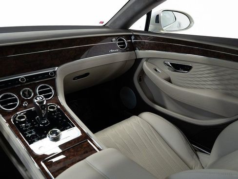 New 2026 Bentley Continental GT image 23