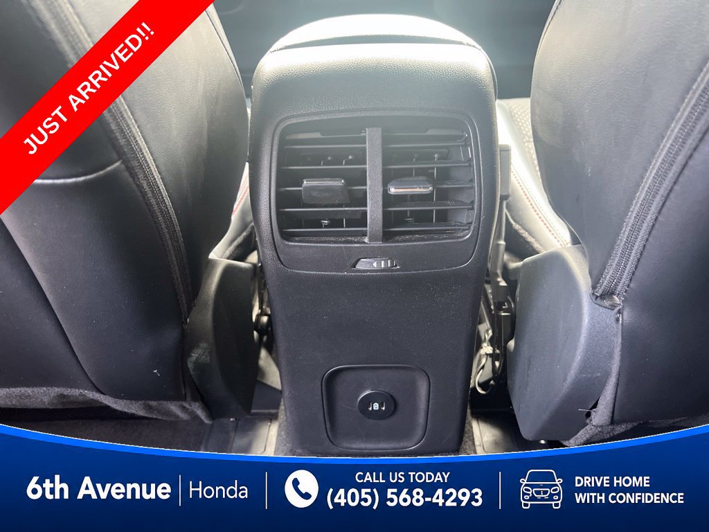 Used 2025 Ford Escape ST-Line Select AWD/4WD image 22