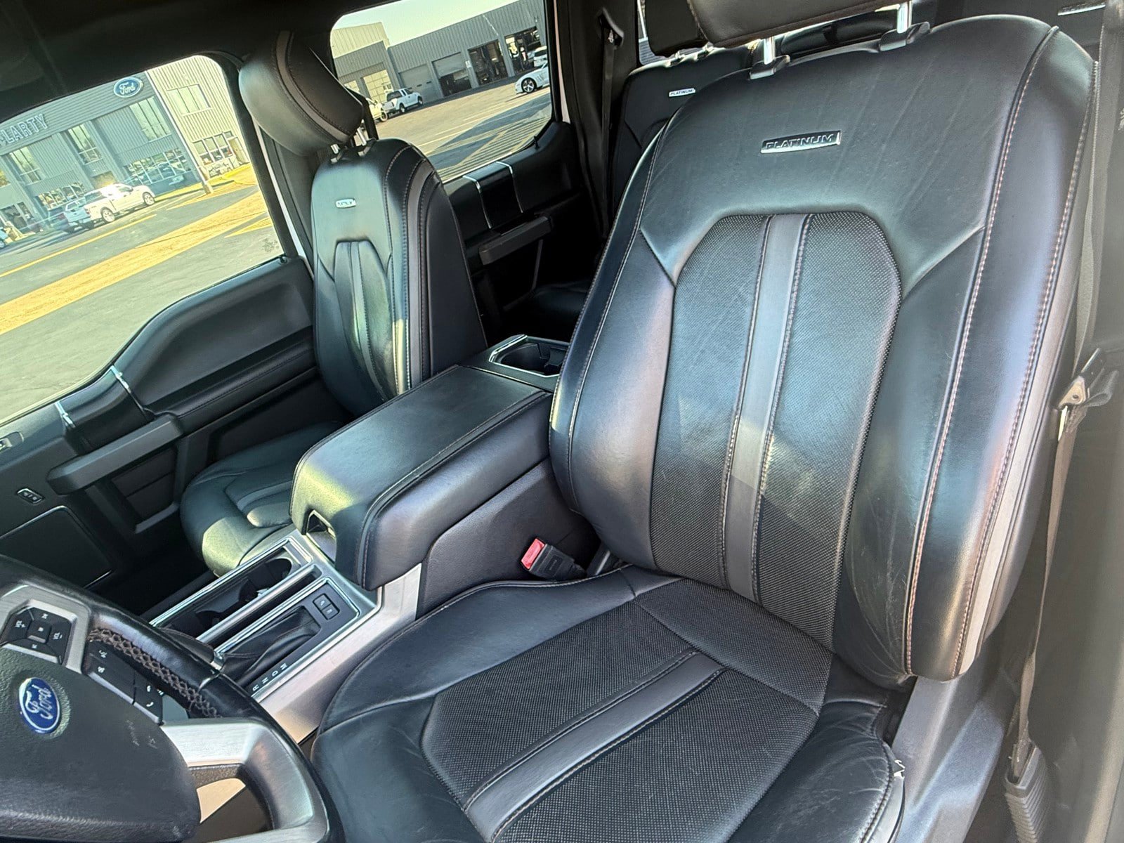 Used 2019 Ford F150 Platinum w/ Equipment Group 701A Luxury AWD/4WD image 13
