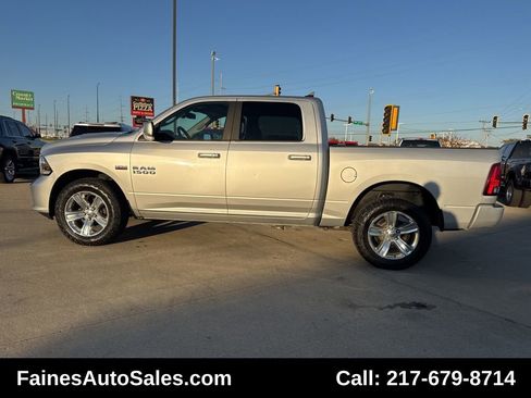Used 2017 RAM 1500 Sport w/ Convenience Group image 11