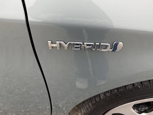 Used 2012 Toyota Prius Two image 13