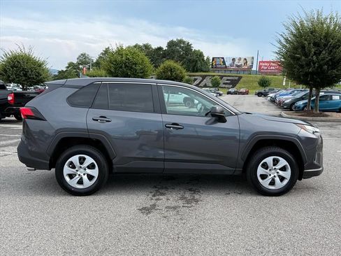 Certified 2025 Toyota RAV4 LE AWD/4WD image 3