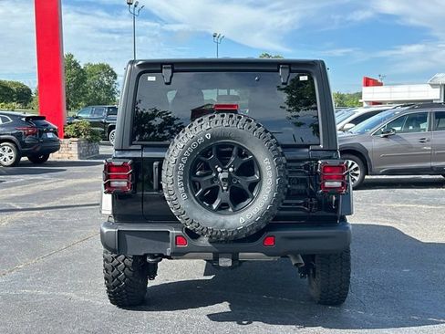 Used 2022 Jeep Wrangler Sport AWD/4WD image 4