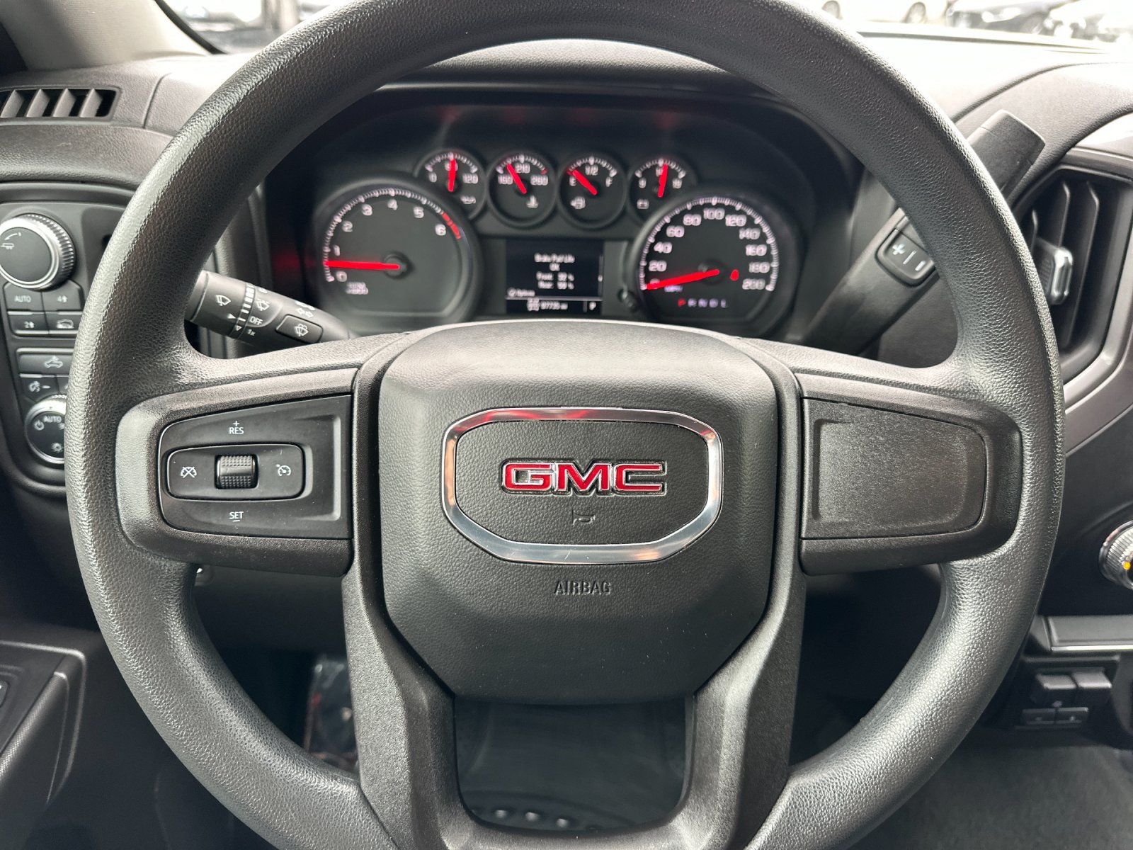 Used 2021 GMC Sierra 1500 4x4 Crew Cab w/ Sierra Value Package image 20