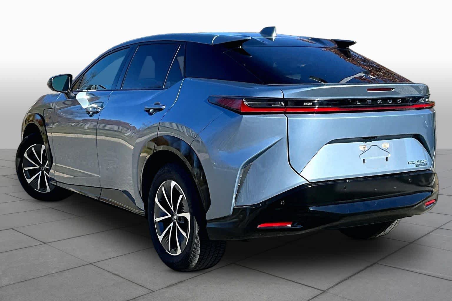 Certified 2024 Lexus RZ 450e Premium w/ Accessory Package (2T) AWD/4WD image 11