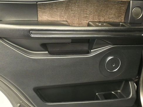 Used 2020 Ford Expedition Limited w/ Equipment Group 301A image 12