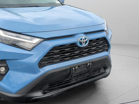 Used 2023 Toyota RAV4 AWD Hybrid image 2