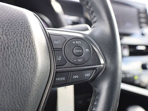 Used 2022 Toyota Camry SE image 20