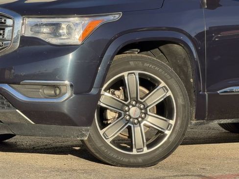 Used 2019 GMC Acadia Denali image 8