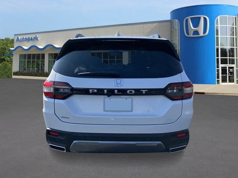 New 2026 Honda Pilot EX-L image 4