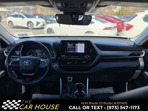 Used 2020 Toyota Highlander XLE image 26