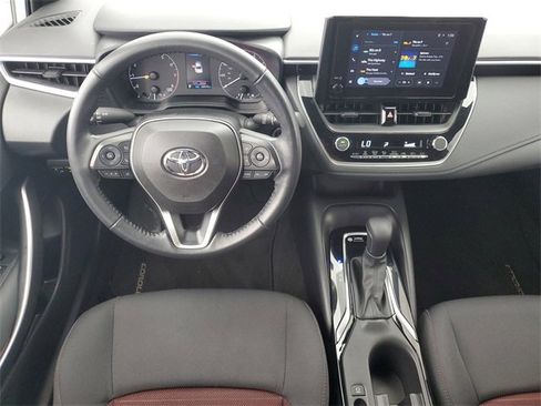 Certified 2023 Toyota Corolla SE image 18