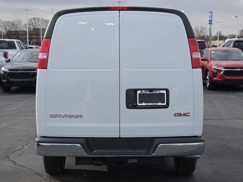 New 2026 GMC Savana 2500 Work Van w/ Driver Convenience Package RWD image 15
