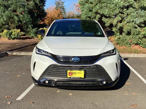 Certified 2024 Toyota Venza Nightshade image 21