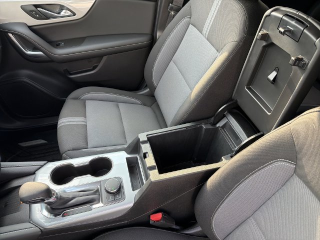 Used 2024 Chevrolet Blazer LT w/ Convenience Package FWD image 23
