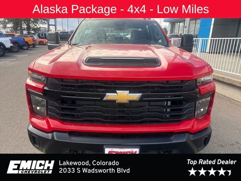 Used 2024 Chevrolet Silverado 3500 W/T image 8