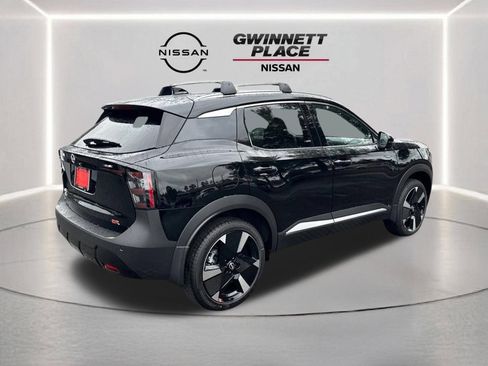 New 2026 Nissan Kicks SR w/ Illumination Package FWD image 5