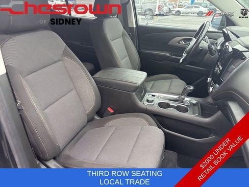 Used 2020 Chevrolet Traverse LT image 28