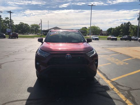 Used 2019 Toyota RAV4 XLE w/ Convenience Package AWD/4WD image 5
