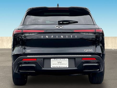 Certified 2024 INFINITI QX60 Luxe w/ Cargo Package AWD/4WD image 6