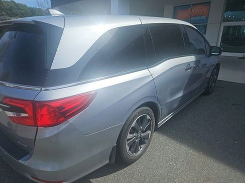 Used 2024 Honda Odyssey Elite image 5