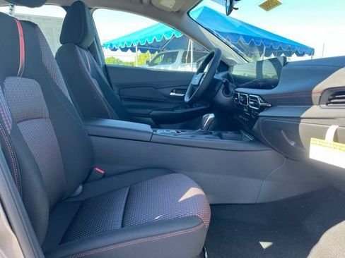 New 2026 Nissan Sentra SR w/ Floor Mat Package FWD image 14