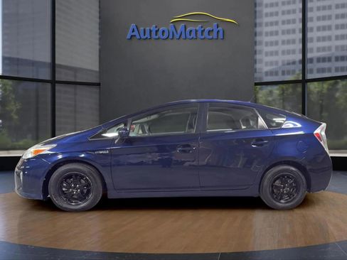 Used 2014 Toyota Prius Four image 6