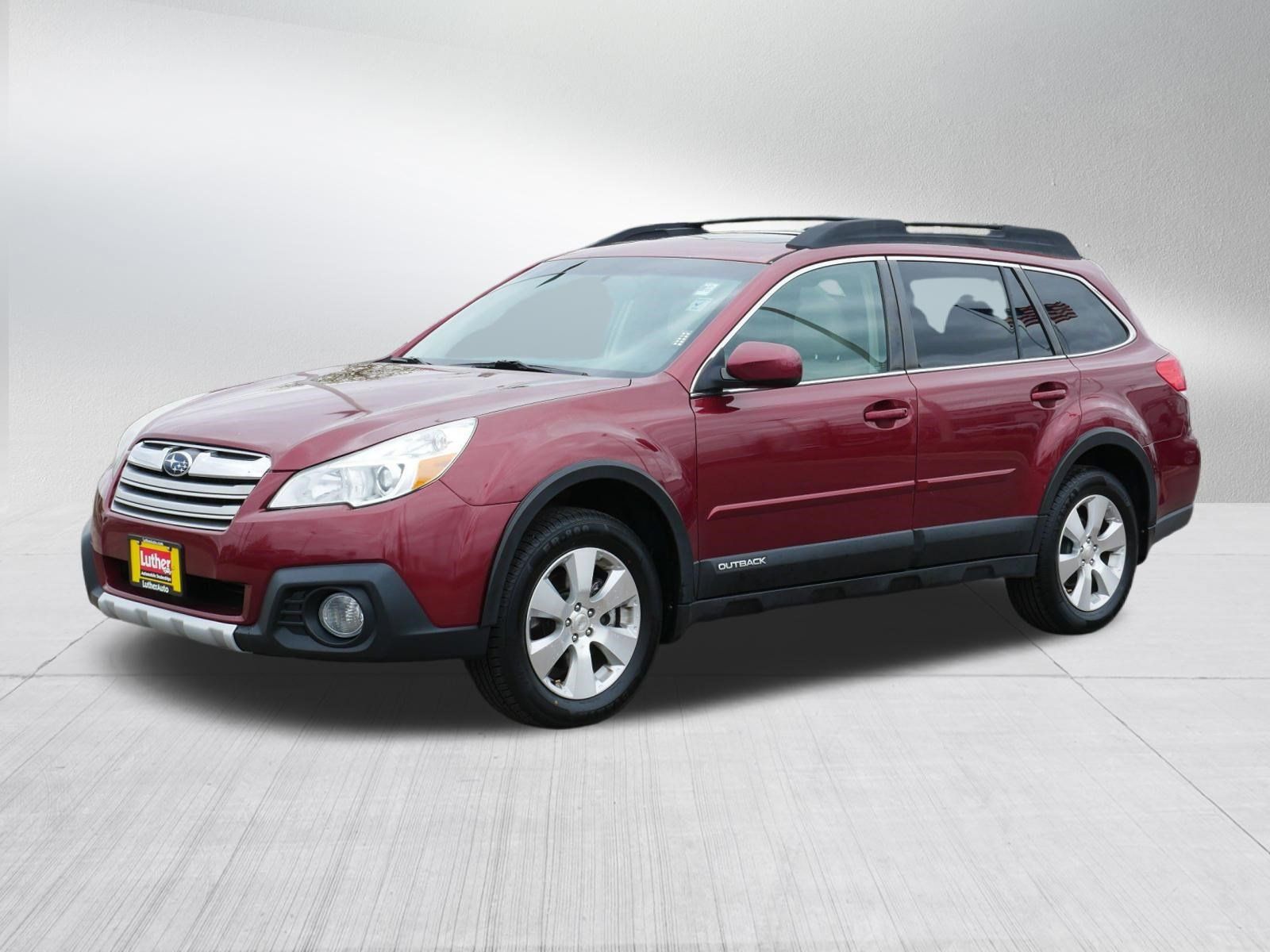 Used 2013 Subaru Outback 3.6R Limited w/ Moonroof Pkg AWD/4WD image 3