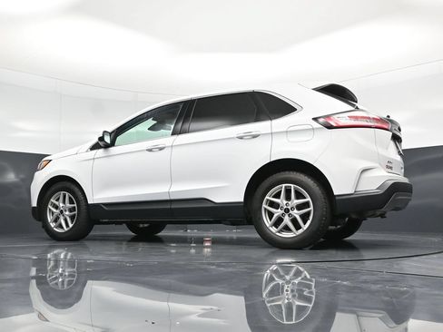 Certified 2024 Ford Edge SEL w/ Convenience Package AWD/4WD image 49