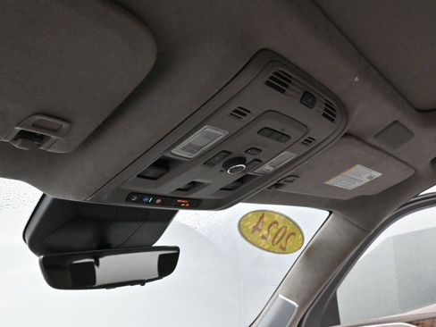 Certified 2024 Cadillac Escalade Sport Platinum w/ LPO, Floor Liner Package image 32