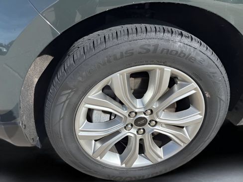 Used 2023 Ford Edge Titanium w/ Equipment Group 301A AWD/4WD image 29