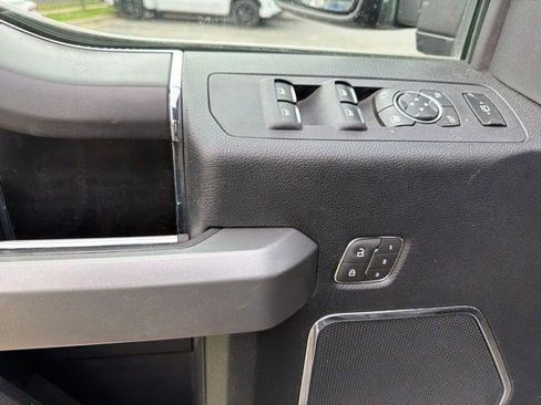 Used 2019 Ford F350 Platinum w/ Platinum Ultimate Package AWD/4WD image 13