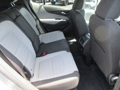 Certified 2024 Chevrolet Equinox LS w/ LS Convenience Package FWD image 16